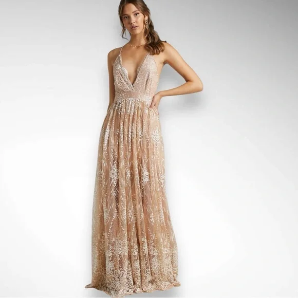 LUXXEL Rose Gold Gorgeous Gown With Tulle Overlay Sequin EmbellishmentsNWT